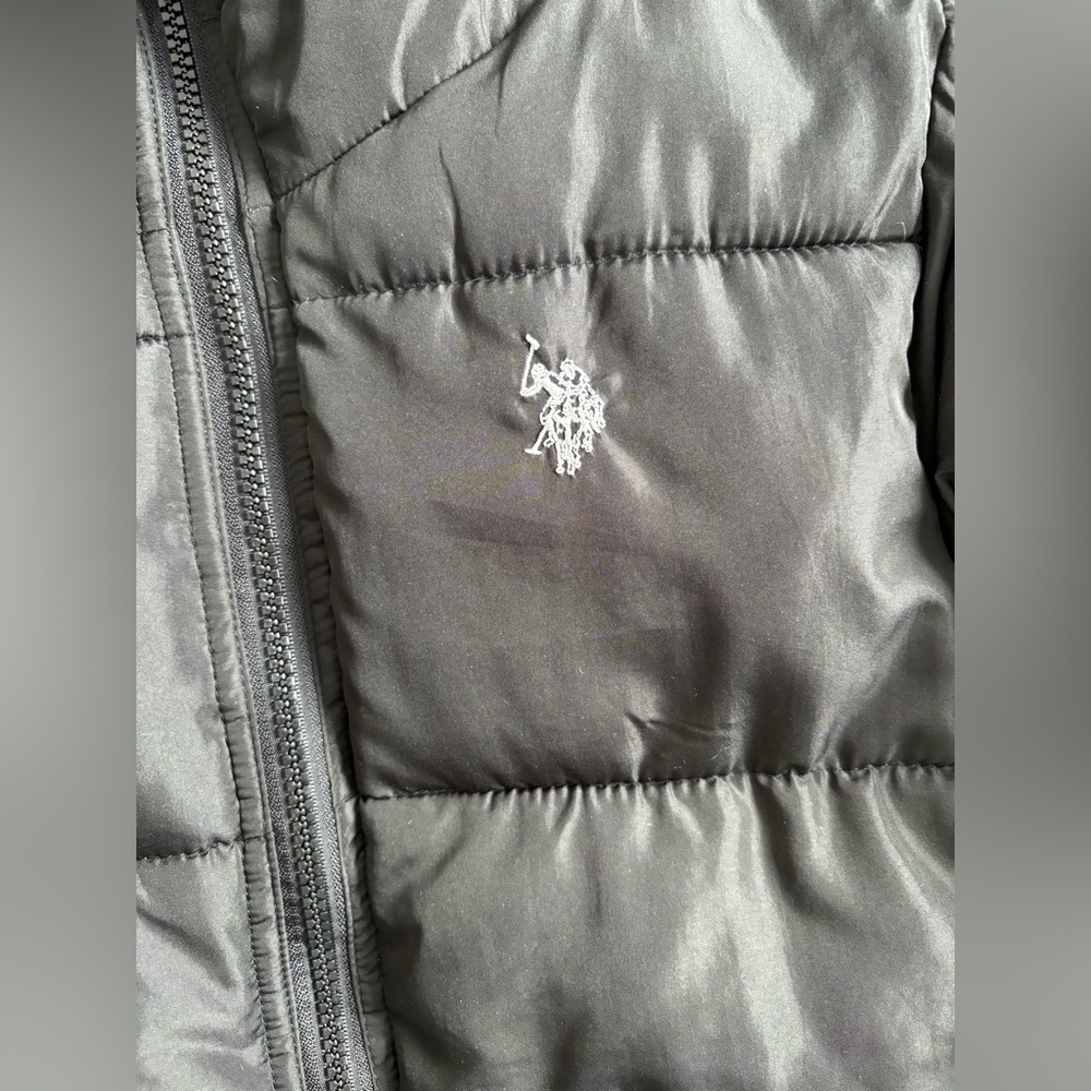 U.S. Polo Assn. Black Puffer Jacket size Small - Picture 2 of 9